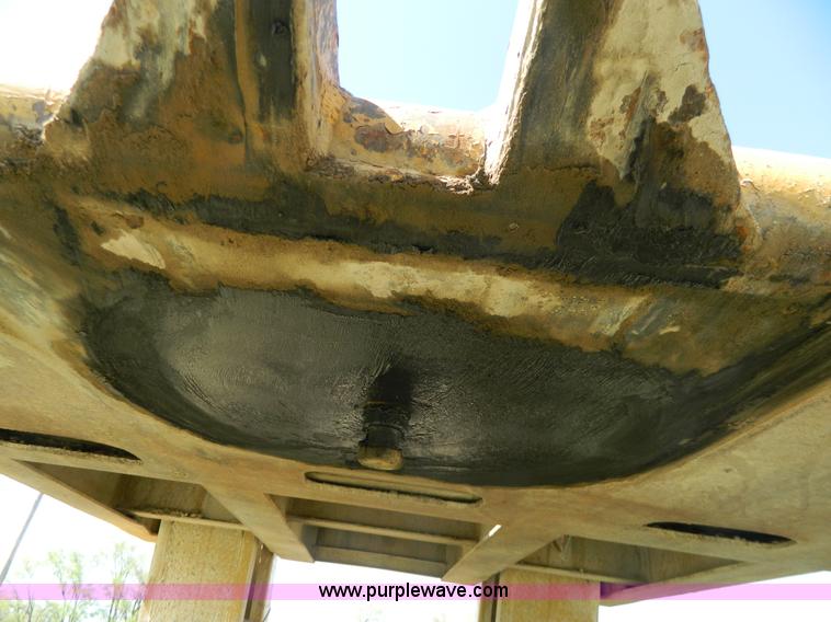 image for item G7853 1974 Hyster 45' low boy trailer