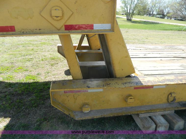 image for item G7853 1974 Hyster 45' low boy trailer