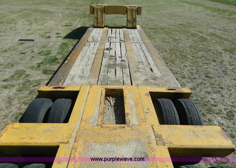 image for item G7853 1974 Hyster 45' low boy trailer