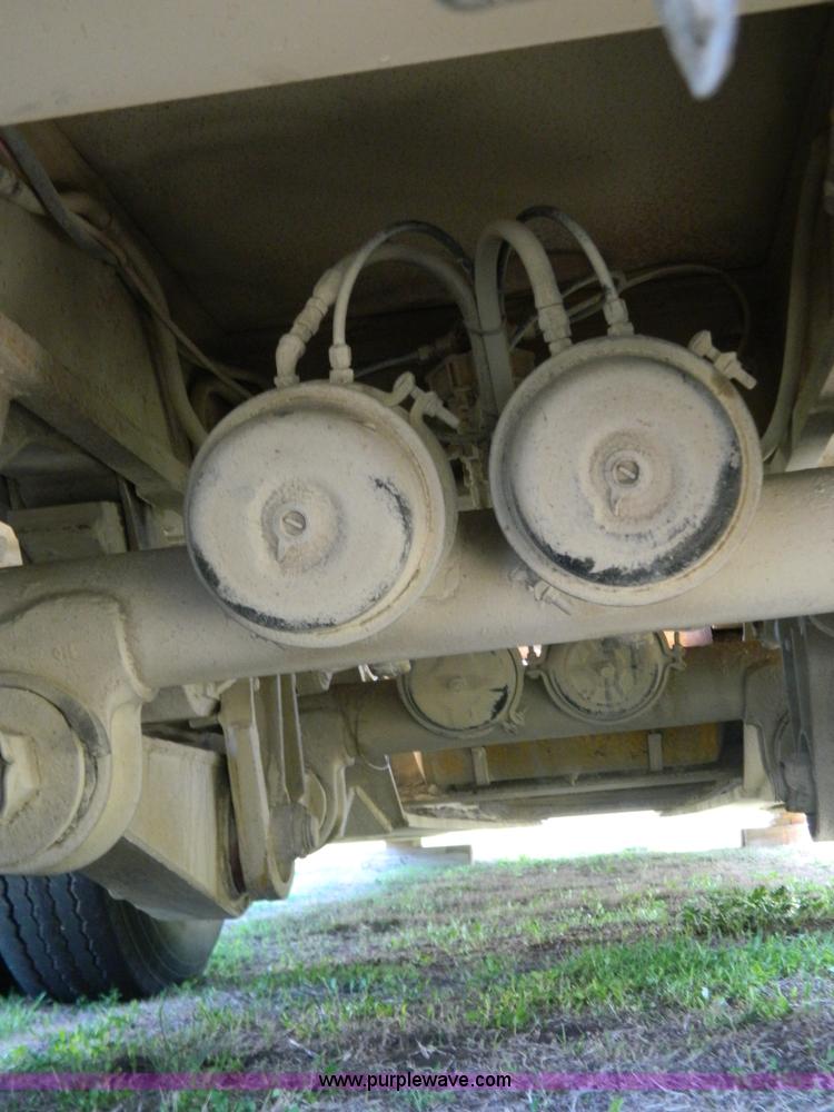 image for item G7853 1974 Hyster 45' low boy trailer