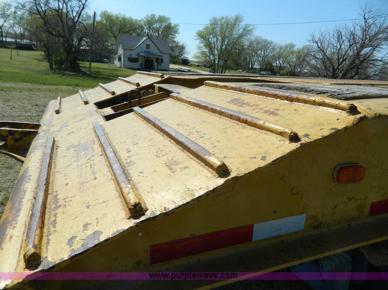 image for item G7853 1974 Hyster 45' low boy trailer