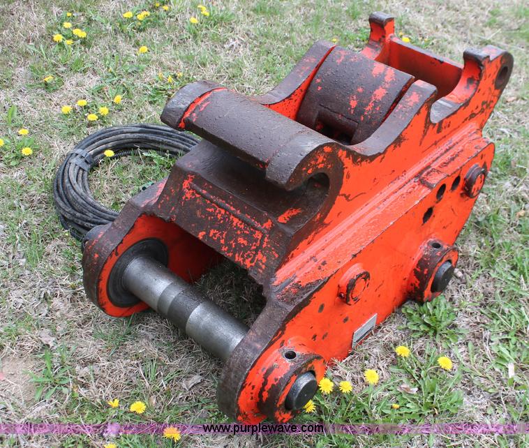 image for item H3673 2008 Esco SK300 quick coupler