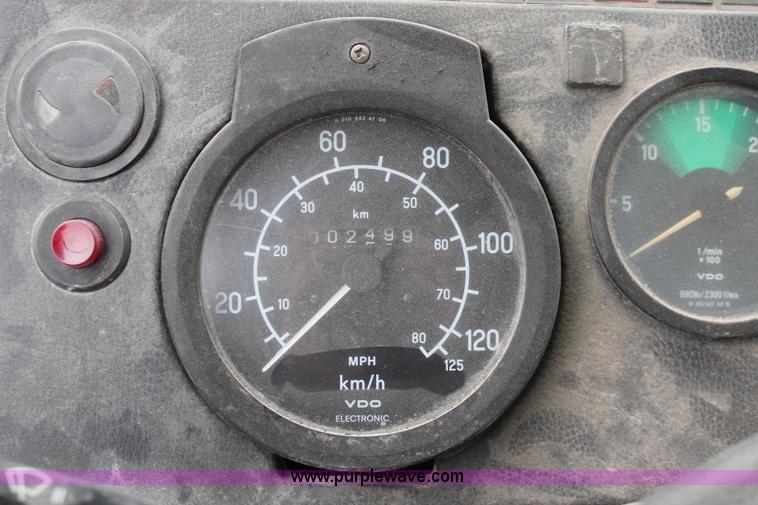 image for item H3674 1984 Mercedes Benz 2028 drill truck