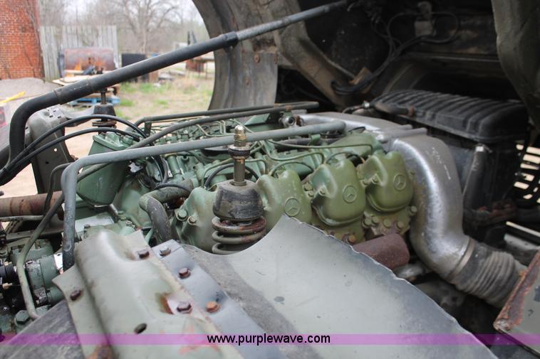 image for item H3674 1984 Mercedes Benz 2028 drill truck