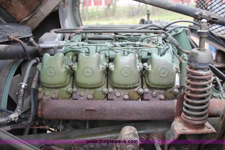 image for item H3674 1984 Mercedes Benz 2028 drill truck