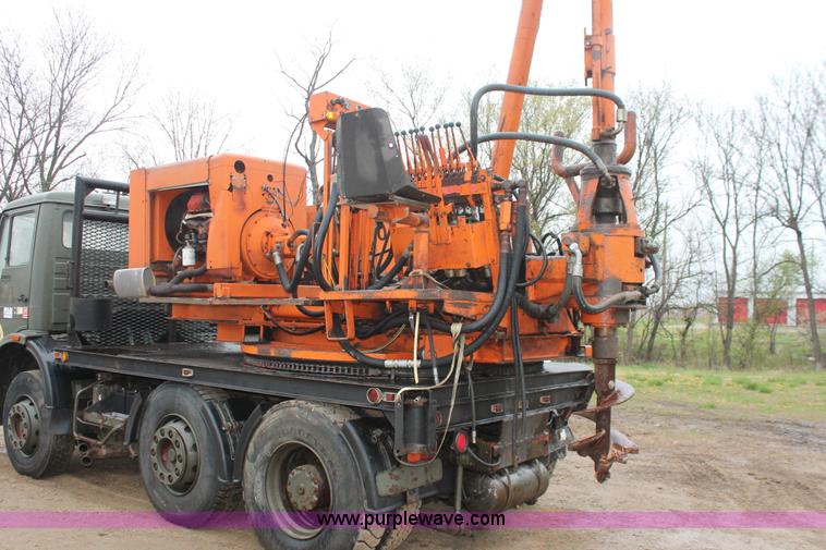 image for item H3674 1984 Mercedes Benz 2028 drill truck