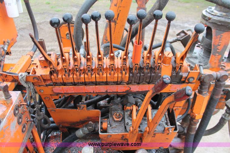 image for item H3674 1984 Mercedes Benz 2028 drill truck