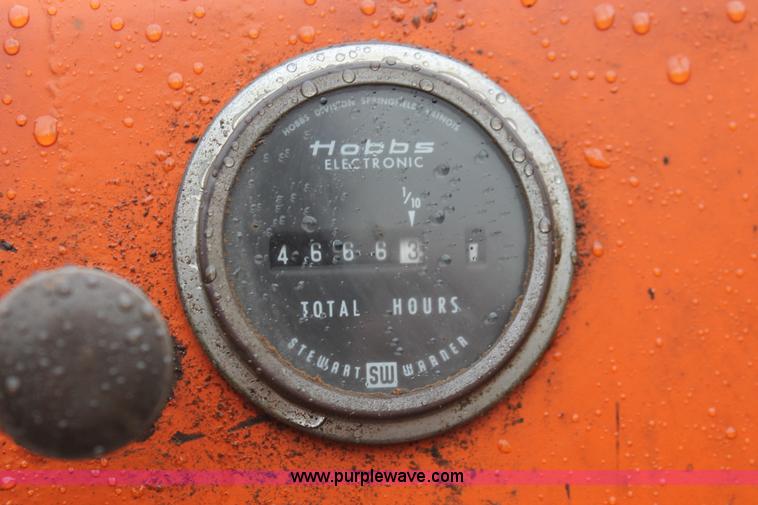 image for item H3674 1984 Mercedes Benz 2028 drill truck