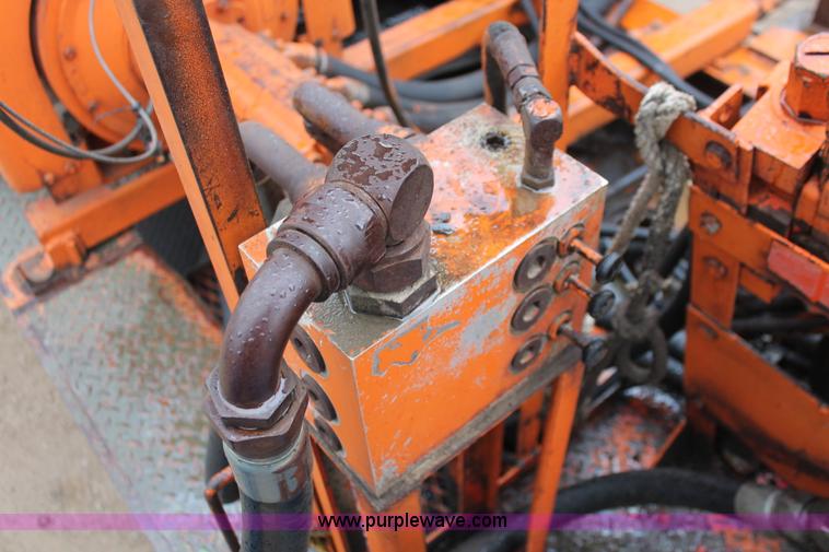 image for item H3674 1984 Mercedes Benz 2028 drill truck