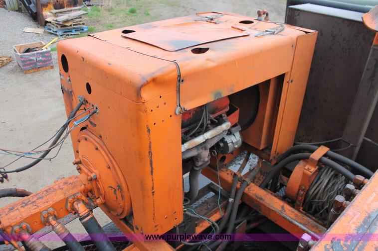 image for item H3674 1984 Mercedes Benz 2028 drill truck