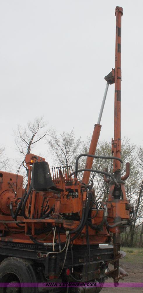 image for item H3674 1984 Mercedes Benz 2028 drill truck