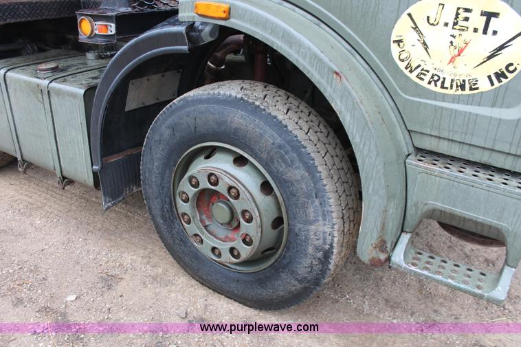 image for item H3674 1984 Mercedes Benz 2028 drill truck