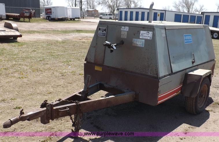 image for item H7192 1991 Gardner Denver air compressor