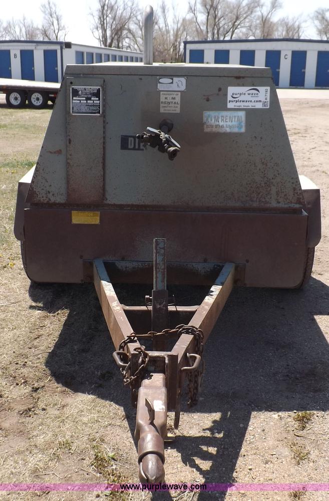 image for item H7192 1991 Gardner Denver air compressor