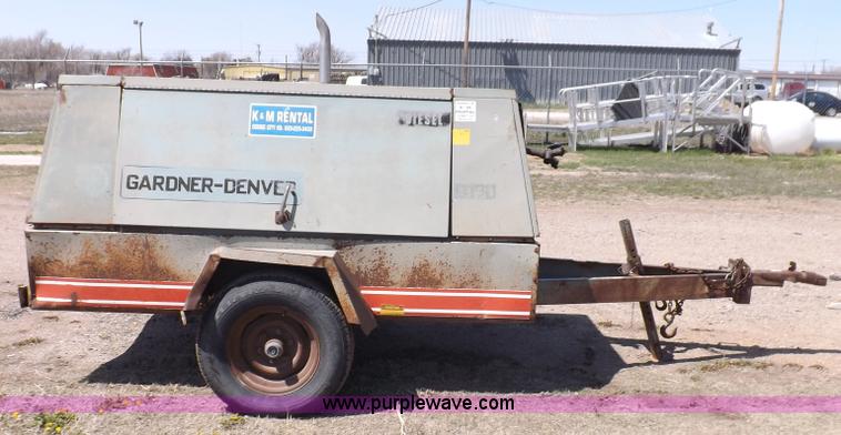 image for item H7192 1991 Gardner Denver air compressor