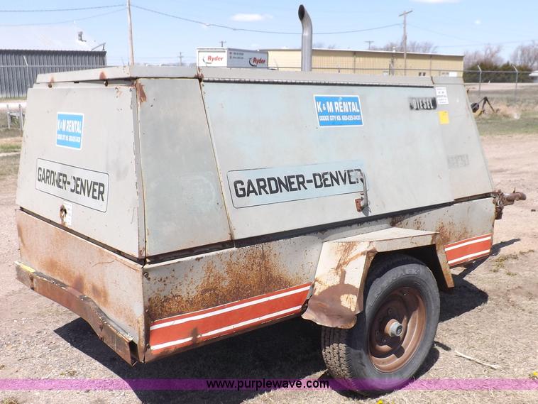 image for item H7192 1991 Gardner Denver air compressor
