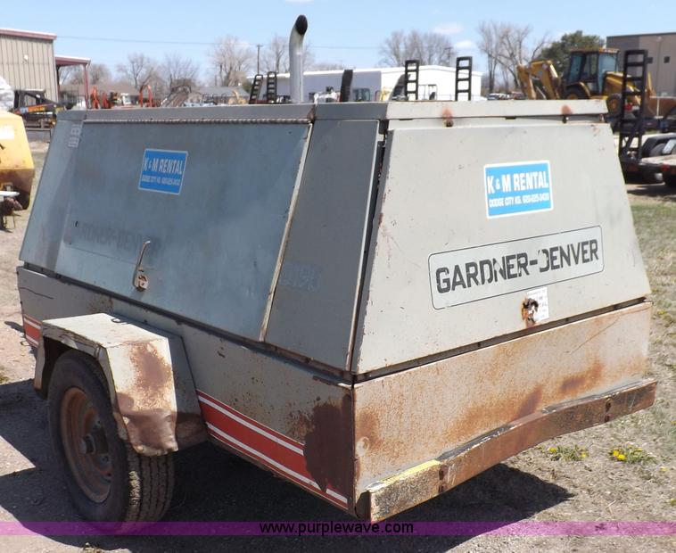 image for item H7192 1991 Gardner Denver air compressor