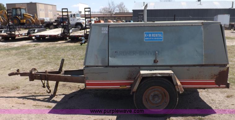 image for item H7192 1991 Gardner Denver air compressor