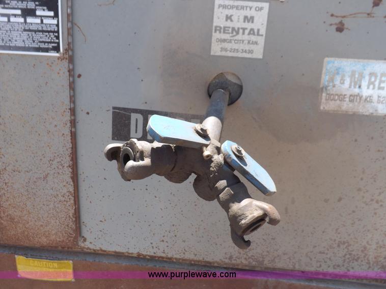 image for item H7192 1991 Gardner Denver air compressor