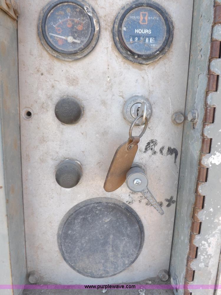 image for item H7192 1991 Gardner Denver air compressor