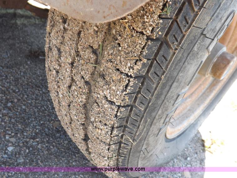 image for item H7192 1991 Gardner Denver air compressor