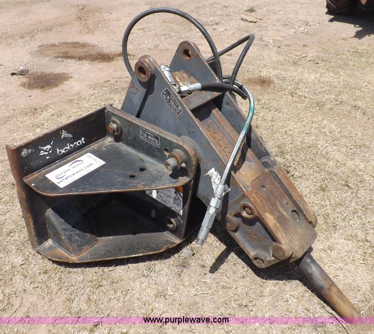 image for item H7195 1996 Bobcat 2570 hydraulic breaker