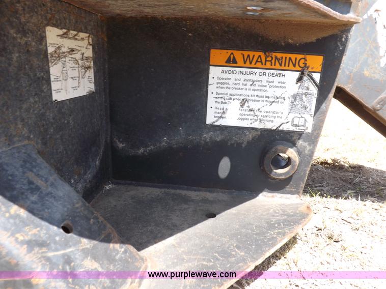 image for item H7195 1996 Bobcat 2570 hydraulic breaker