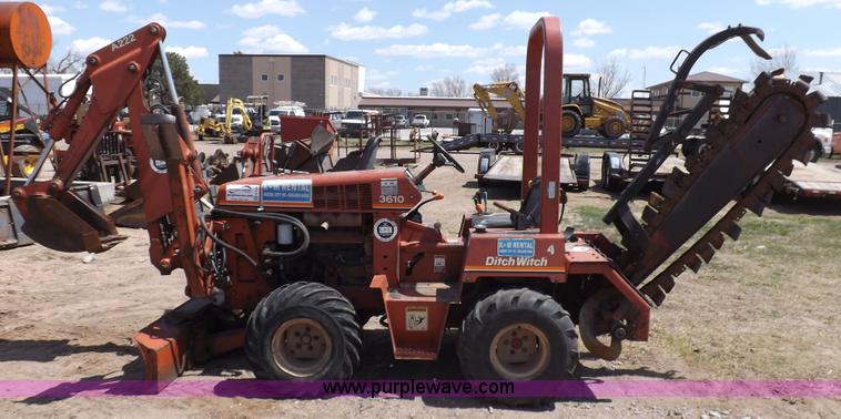 image for item H7196 1995 Ditch Witch 3610DD trencher