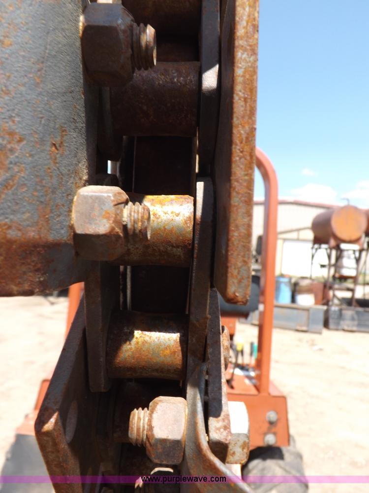 image for item H7196 1995 Ditch Witch 3610DD trencher