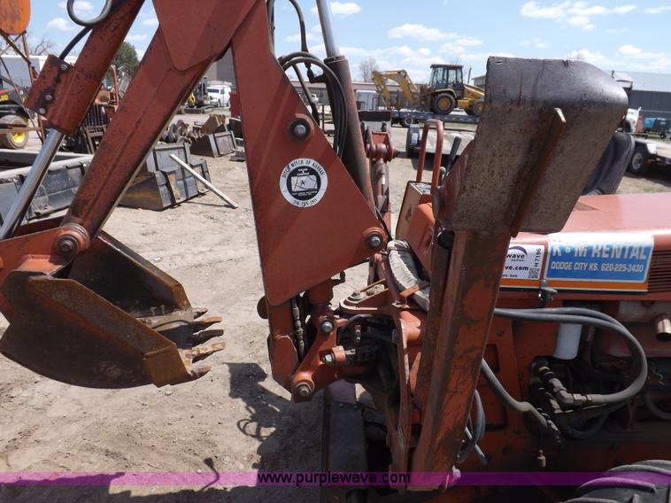 image for item H7196 1995 Ditch Witch 3610DD trencher