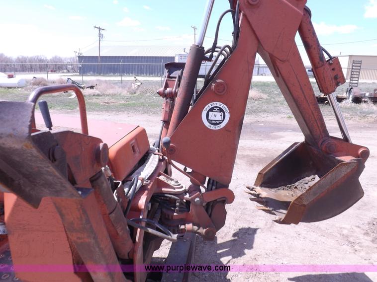 image for item H7196 1995 Ditch Witch 3610DD trencher