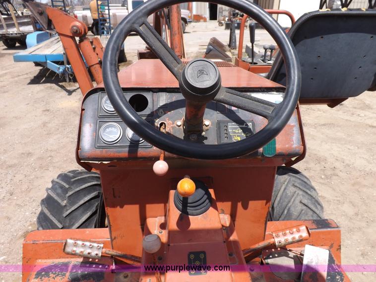 image for item H7196 1995 Ditch Witch 3610DD trencher