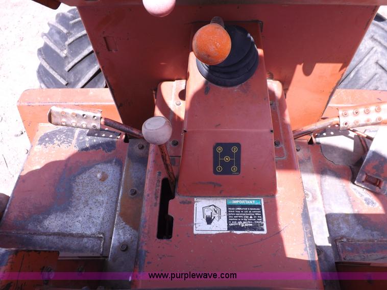 image for item H7196 1995 Ditch Witch 3610DD trencher