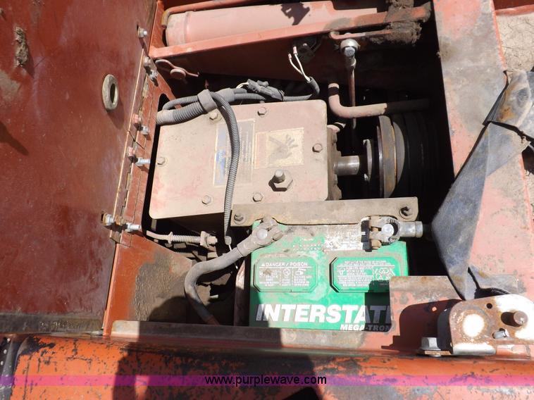 image for item H7196 1995 Ditch Witch 3610DD trencher
