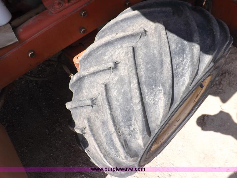 image for item H7196 1995 Ditch Witch 3610DD trencher