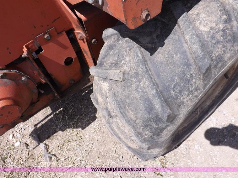 image for item H7196 1995 Ditch Witch 3610DD trencher