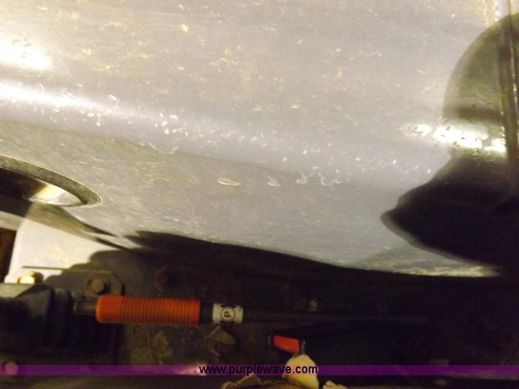 image for item H7213 New Holland LS170 skid steer