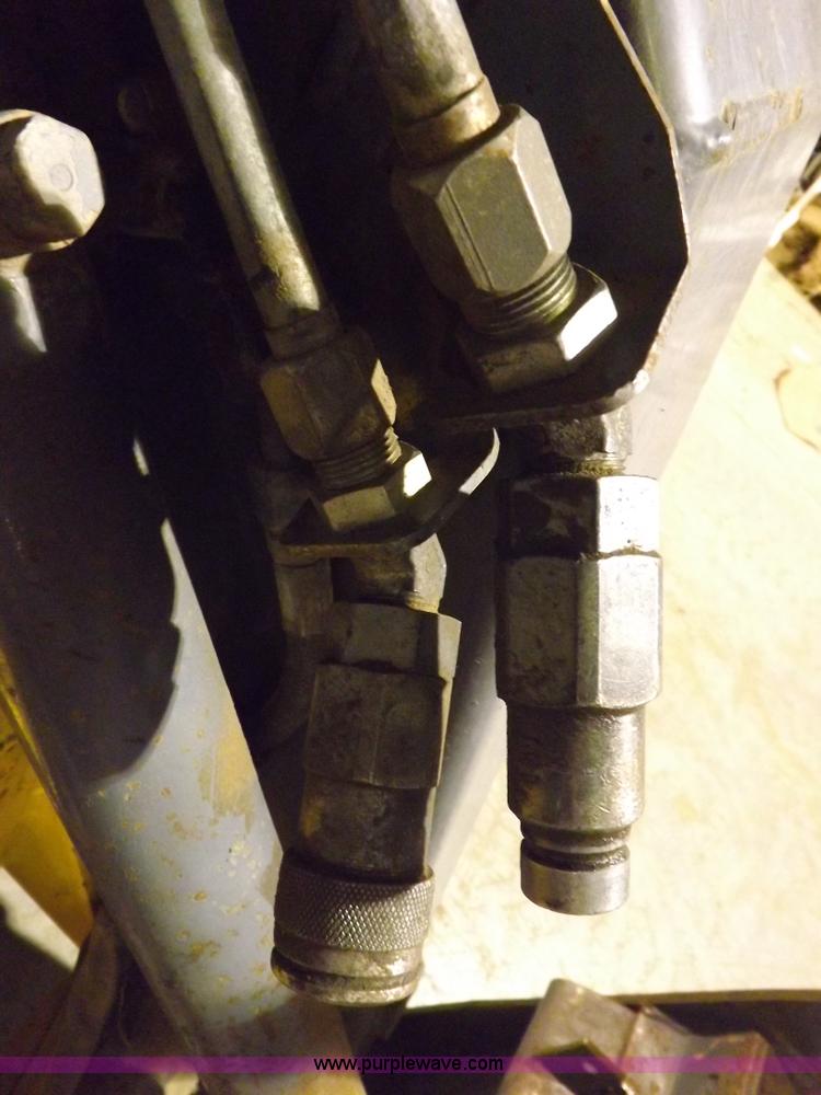 image for item H7213 New Holland LS170 skid steer