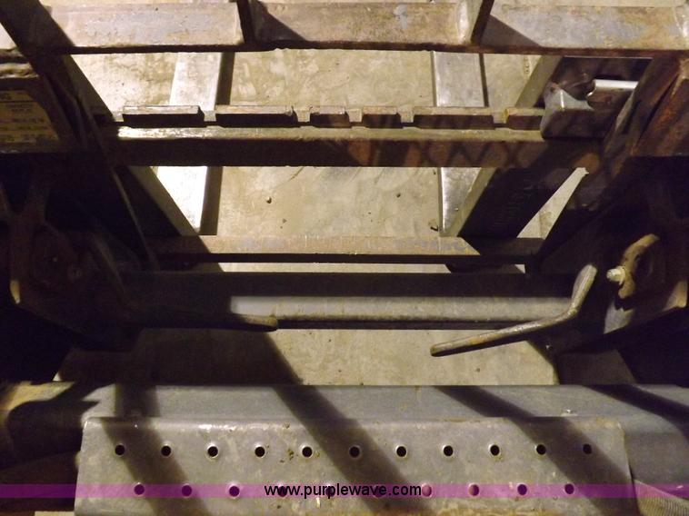 image for item H7213 New Holland LS170 skid steer