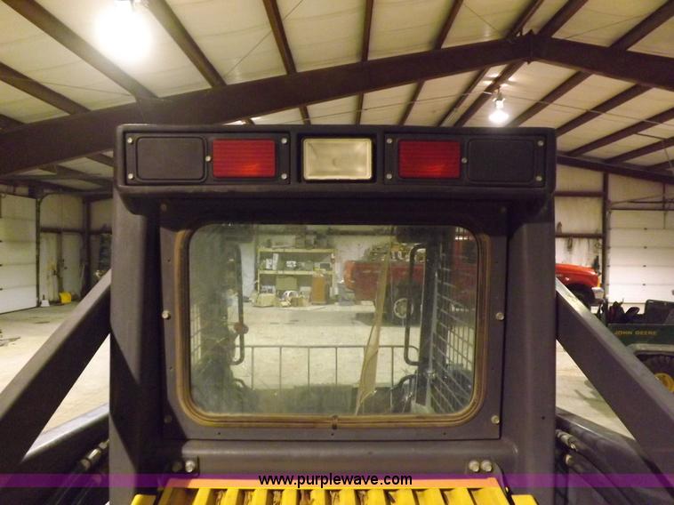 image for item H7213 New Holland LS170 skid steer