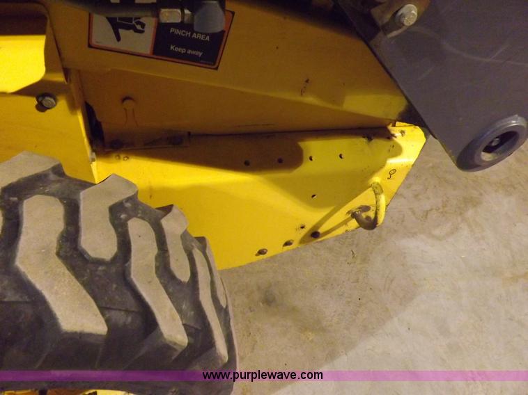 image for item H7213 New Holland LS170 skid steer