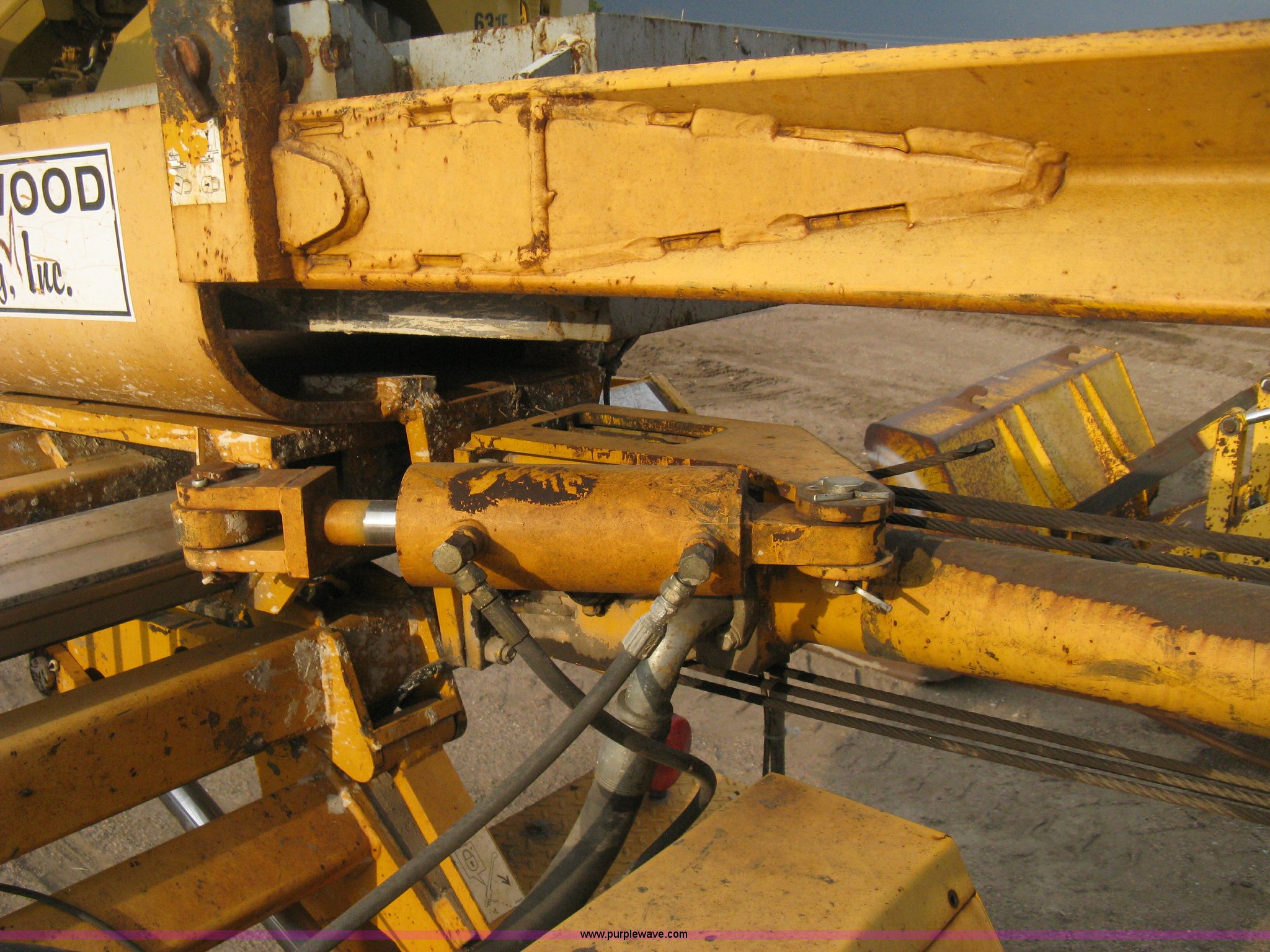 2002 Arrow 1350 hydraulic drop hammer in Wichita, KS Item E3421 sold