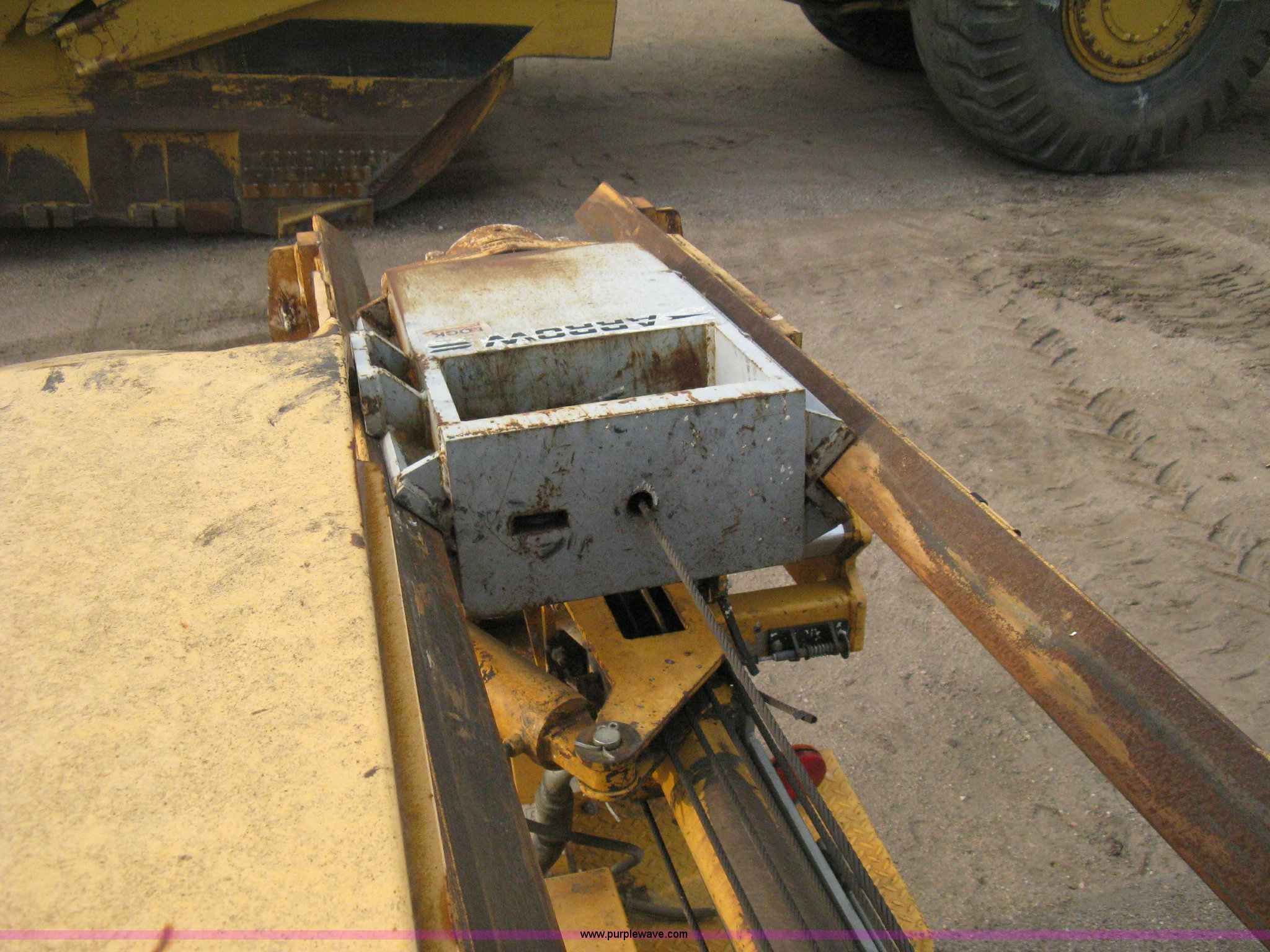 2002 Arrow 1350 hydraulic drop hammer in Wichita, KS Item E3421 sold