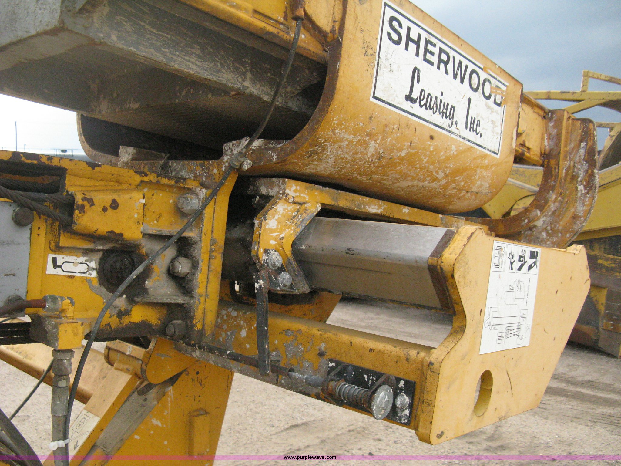 2002 Arrow 1350 hydraulic drop hammer in Wichita, KS Item E3421 sold
