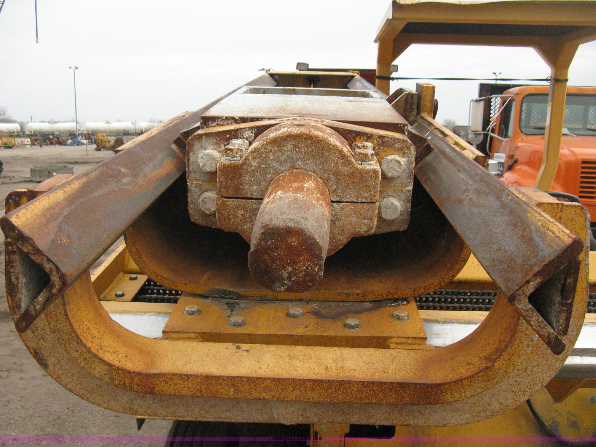 2002 Arrow 1350 hydraulic drop hammer in Wichita, KS Item E3421 sold