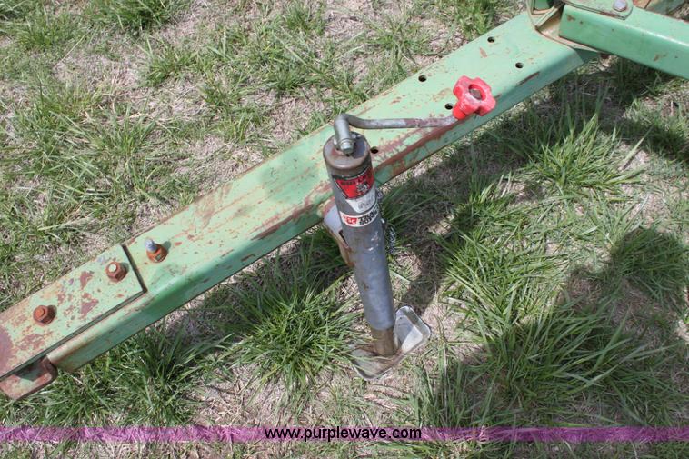 image for item AA9027 John Deere 8350 drill