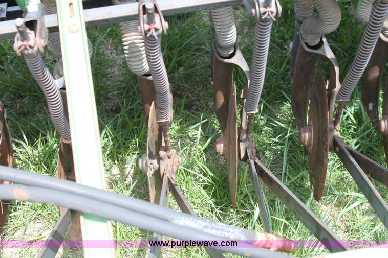 image for item AA9027 John Deere 8350 drill