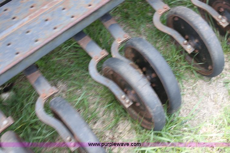 image for item AA9027 John Deere 8350 drill