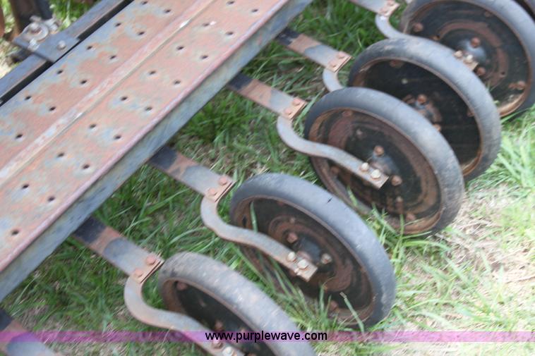 image for item AA9027 John Deere 8350 drill