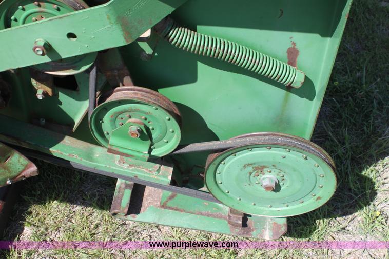 image for item AA9040 John Deere 220C rigid platform header